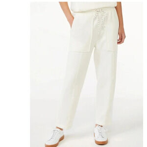 Free Assembly Patch Pocket Sweatpants 25” Inseam Size Medium Fleece lined Cream